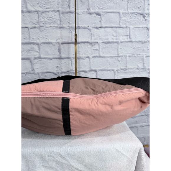 FREE PEOPLE MOVEMENT The Narrow Sling Bag NEW - Picture 10 of 11